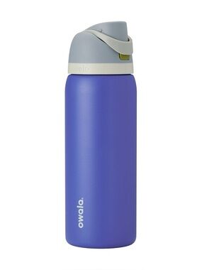 NWT Owala 32oz FreeSip Stainless Steel Water Bottle